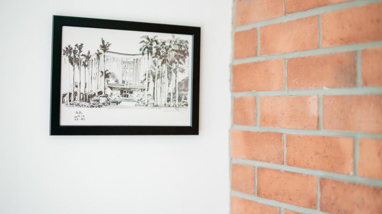 Hotel East Đài Trung Ngoại thất bức ảnh