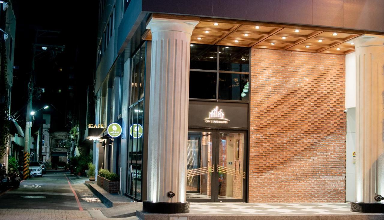 Hotel East Đài Trung Ngoại thất bức ảnh