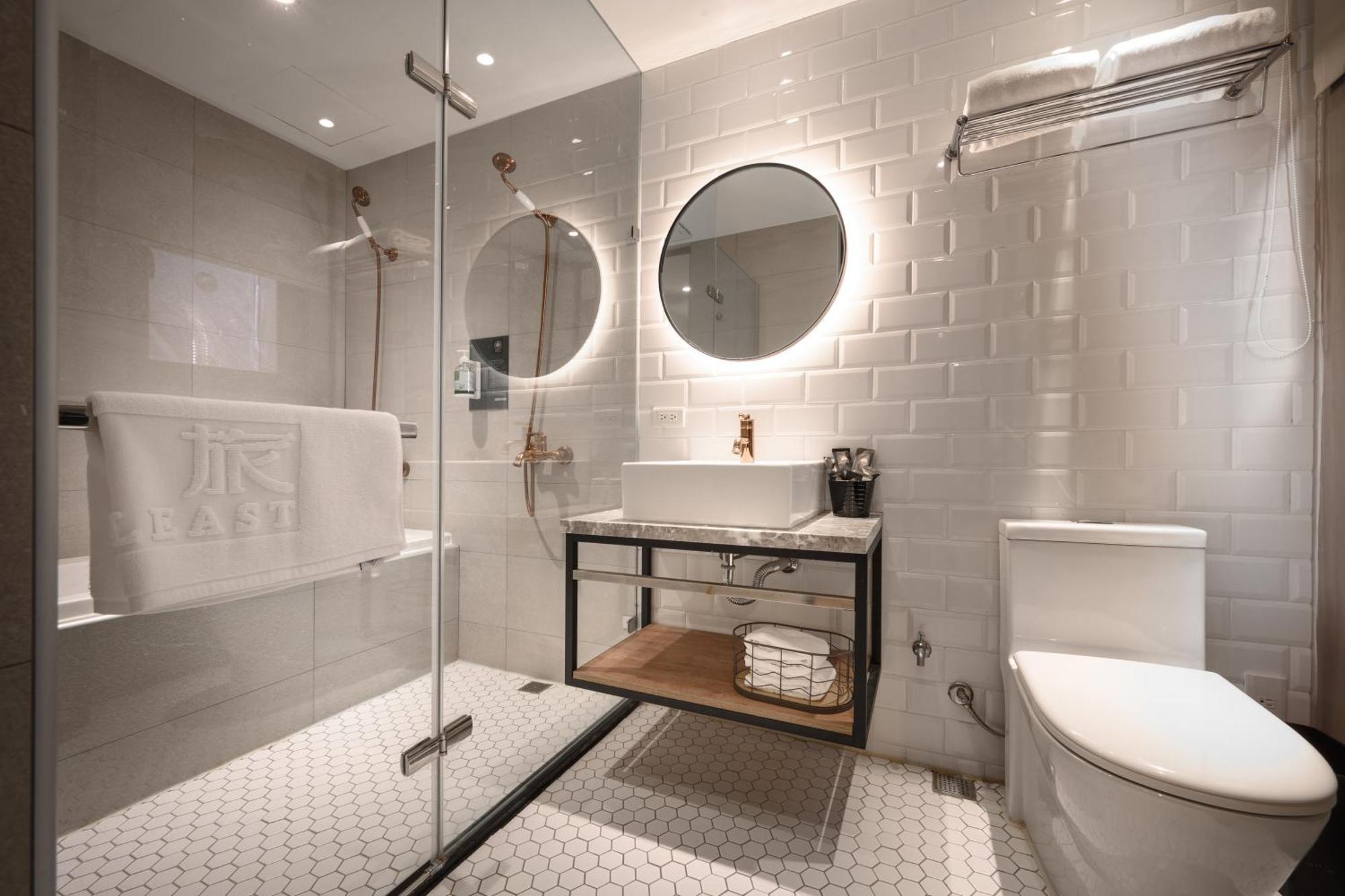 Hotel East Đài Trung Ngoại thất bức ảnh